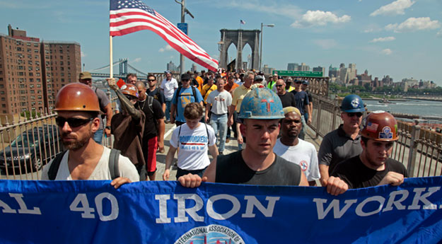 Union members rally in