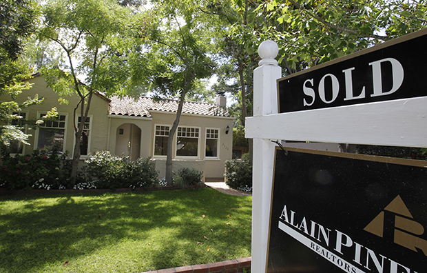 Home sold sign