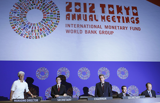 Christine Lagarde, Lin Jianhai, Riad Salameh, Jorge Familliar, Jim Yong Kim