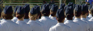 Servicewomen