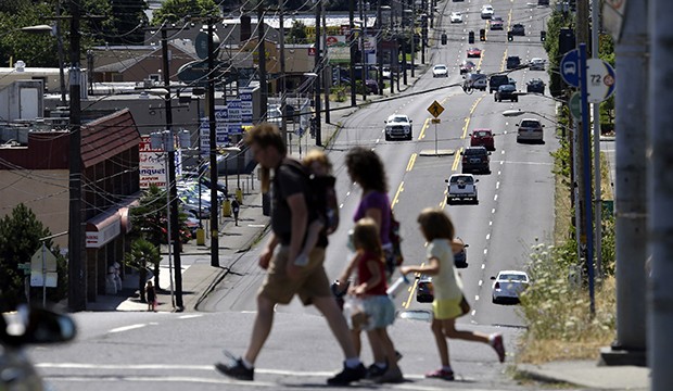 Pedestrians crossing street in Oregon
